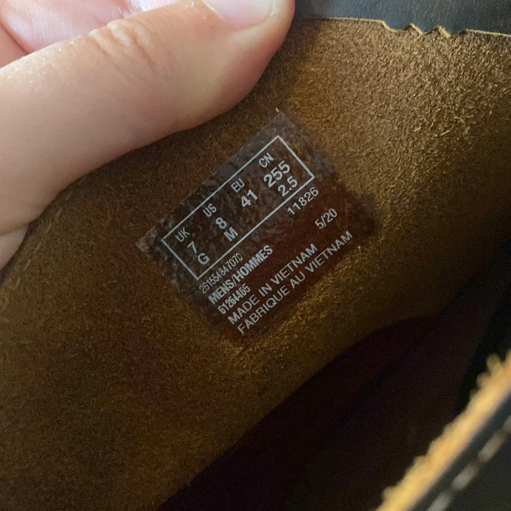 Clarks Shepton Chukka Boot men’s brown leather size 8 cabincore rustic prairie